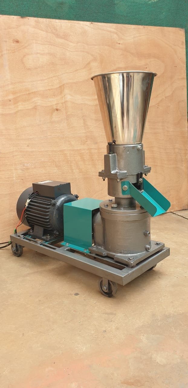 Cattle, Poultry & Fish Feed Pellet Machine